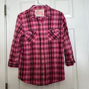 Nollie women’s size large pink button up flannel